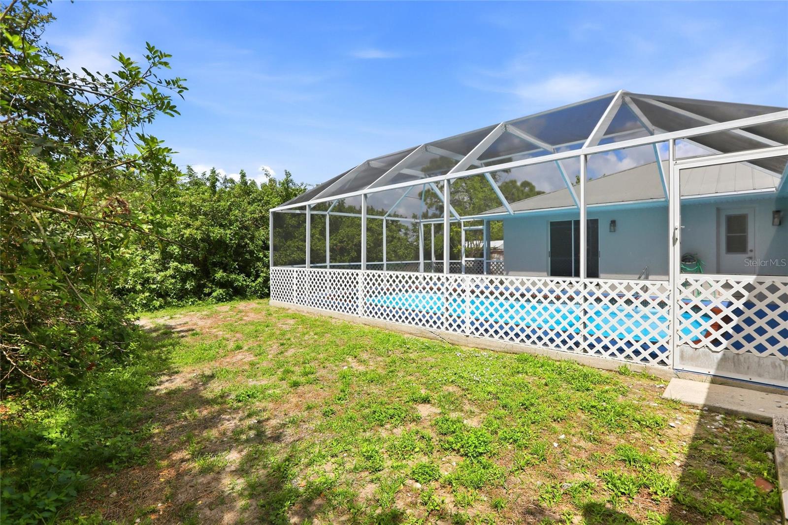 830 COLUMBIA ST, PORT CHARLOTTE, FL, 33948