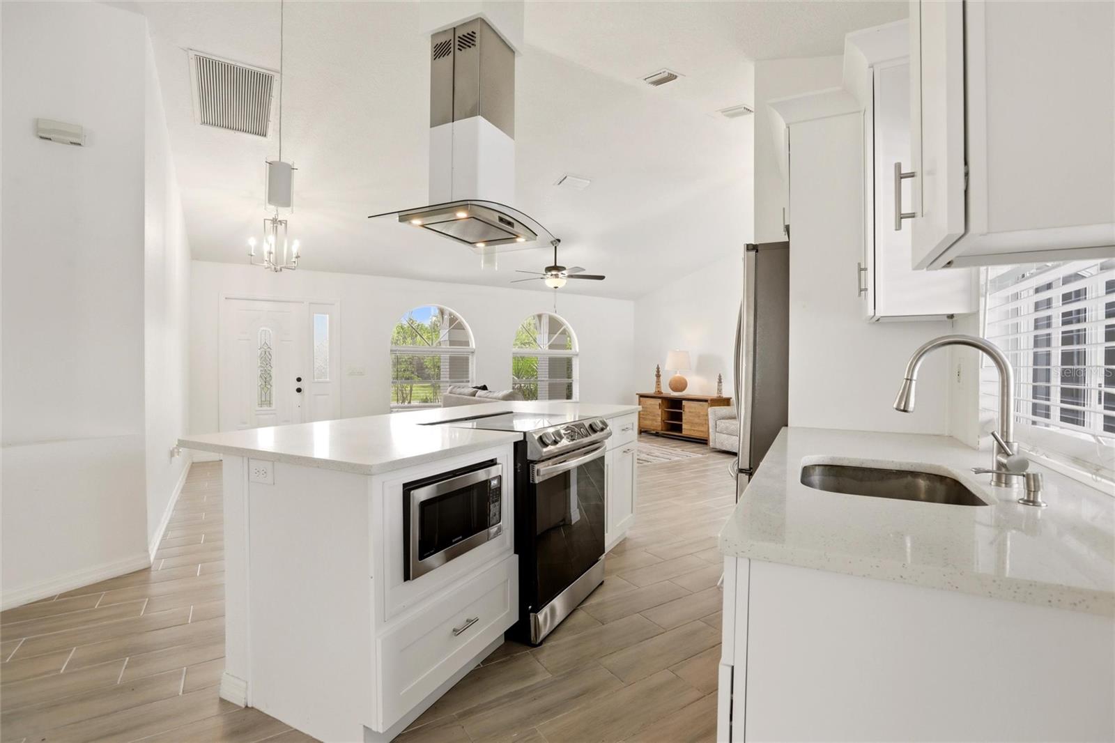 830 COLUMBIA ST, PORT CHARLOTTE, FL, 33948