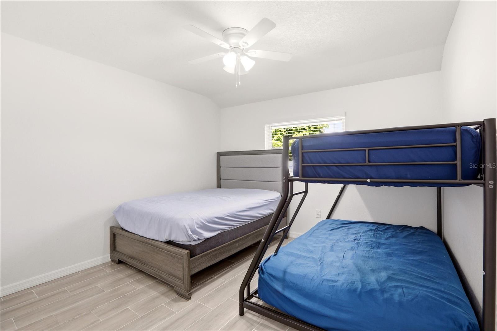 830 COLUMBIA ST, PORT CHARLOTTE, FL, 33948
