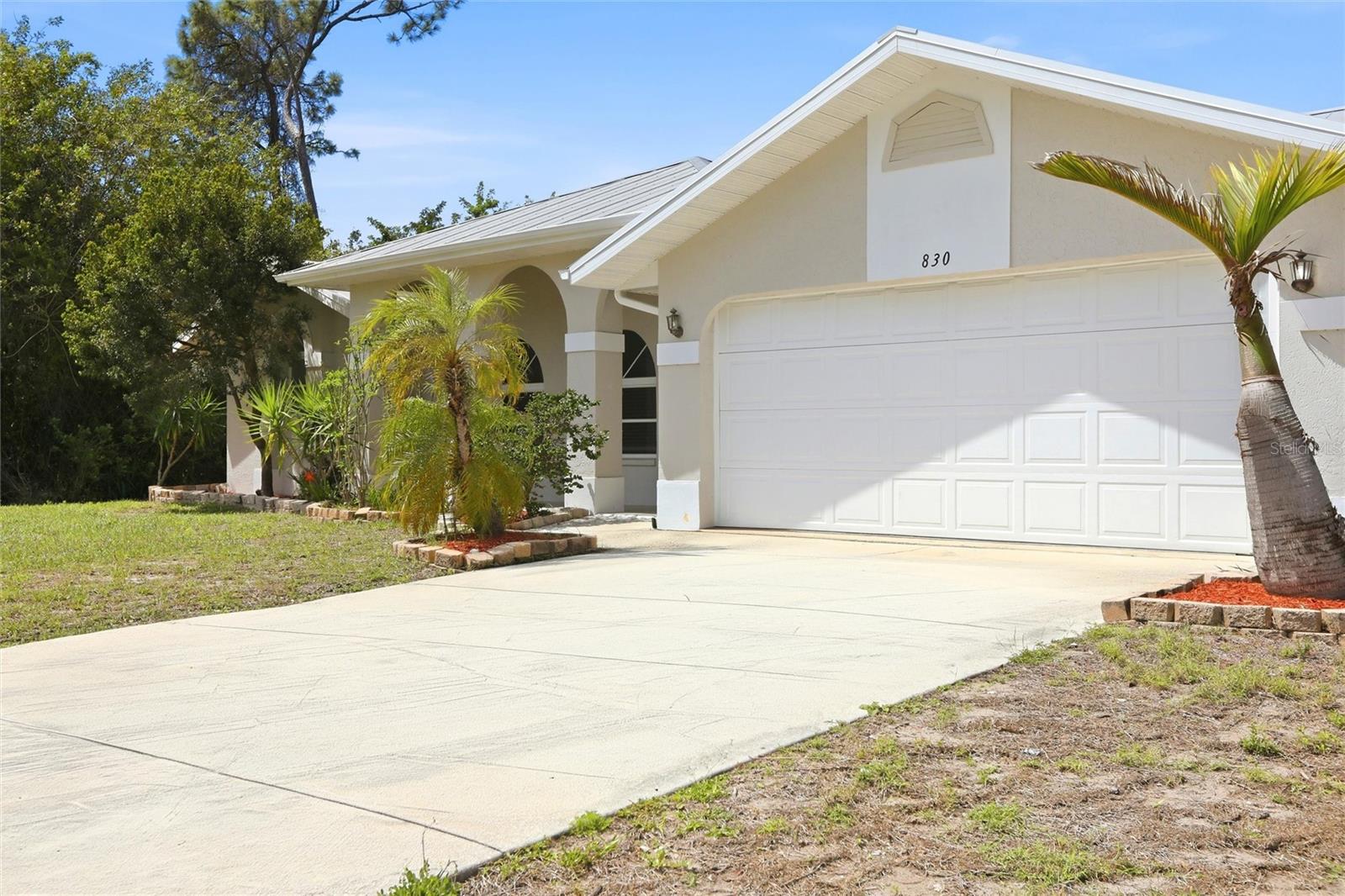 830 COLUMBIA ST, PORT CHARLOTTE, FL, 33948