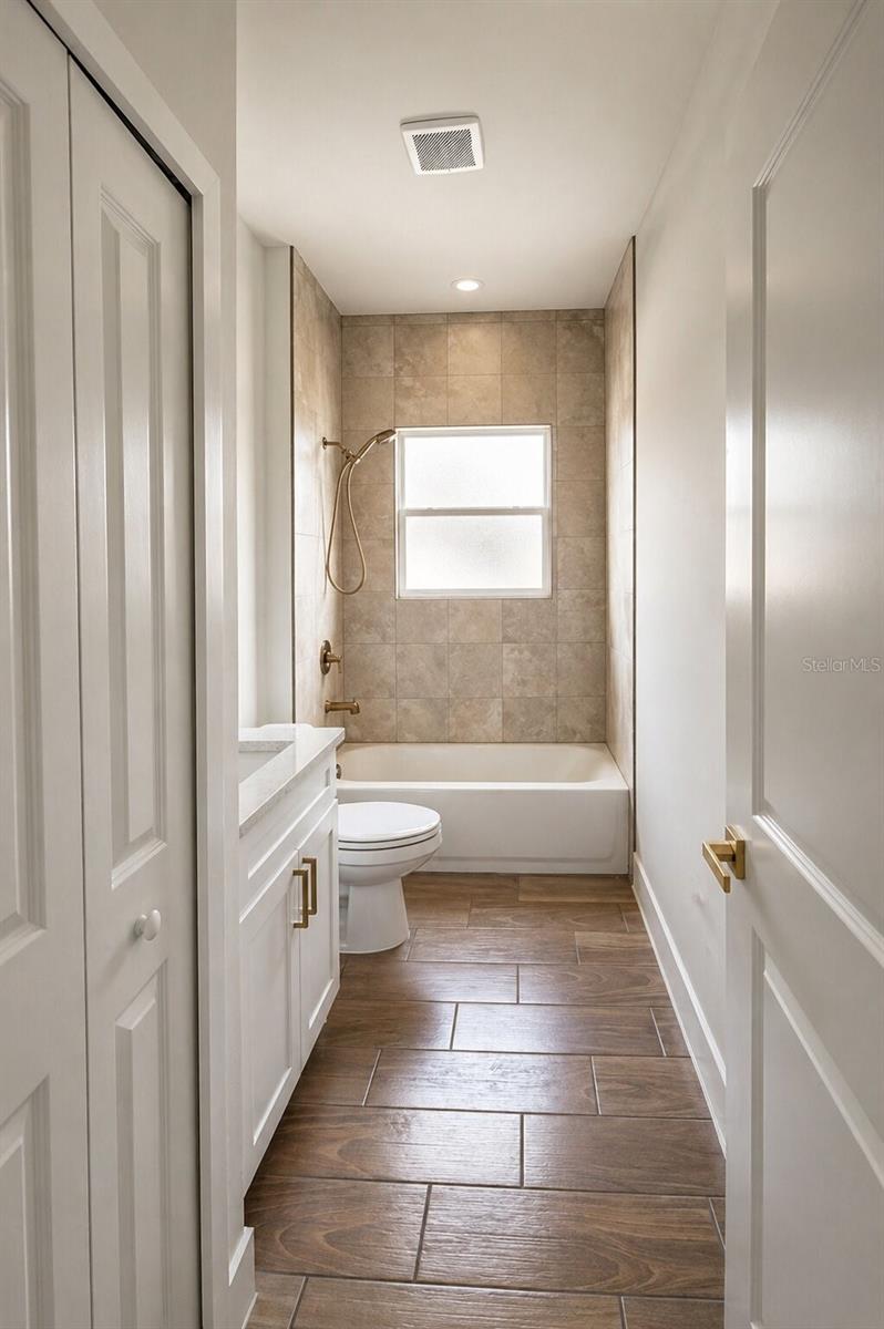 1205 HUDSON HARBOR LN, KISSIMMEE, FL, 34759