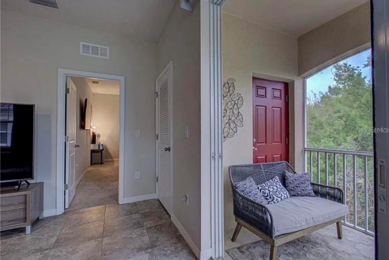 8342 ENCLAVE WAY #104, SARASOTA, FL, 34243