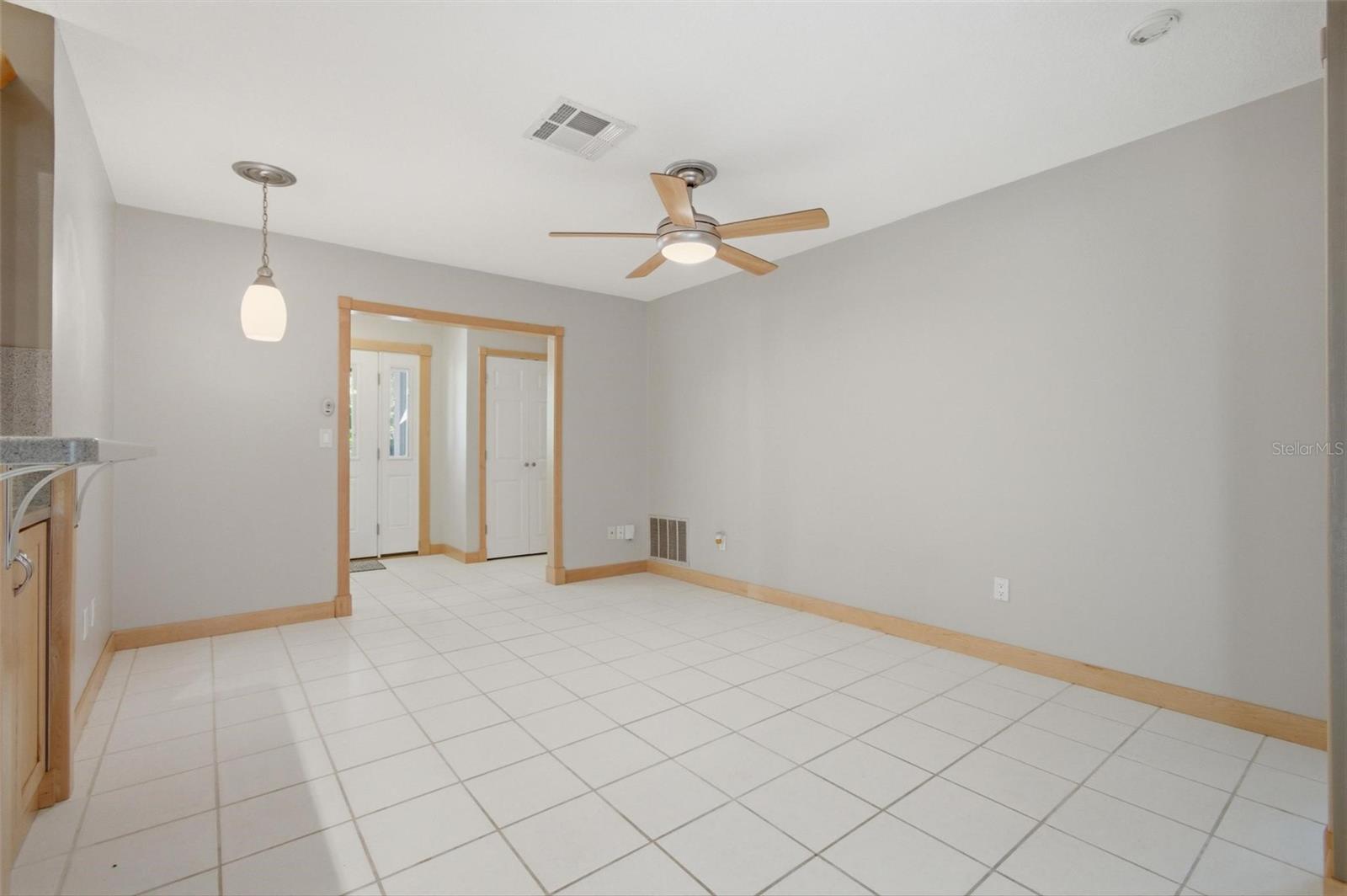 89 FOSTER LN, PALM COAST, FL, 32137