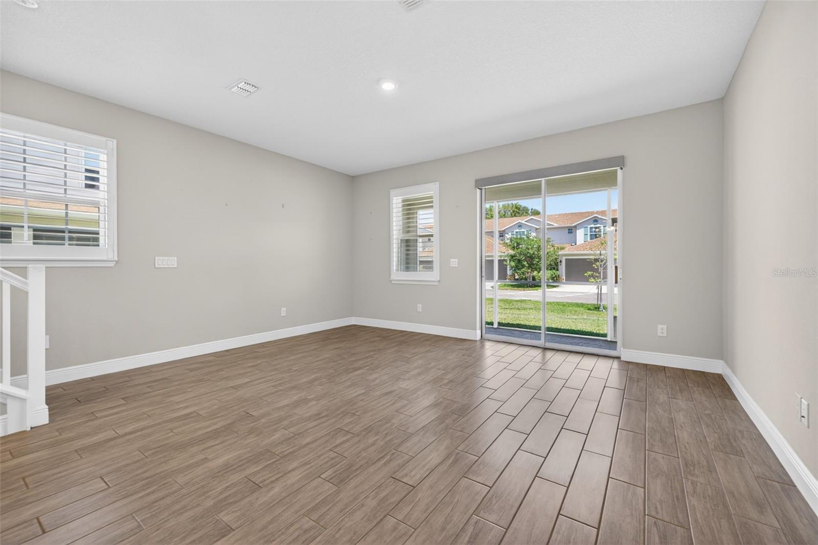 5291 NEIL DR, ST PETERSBURG, FL, 33714