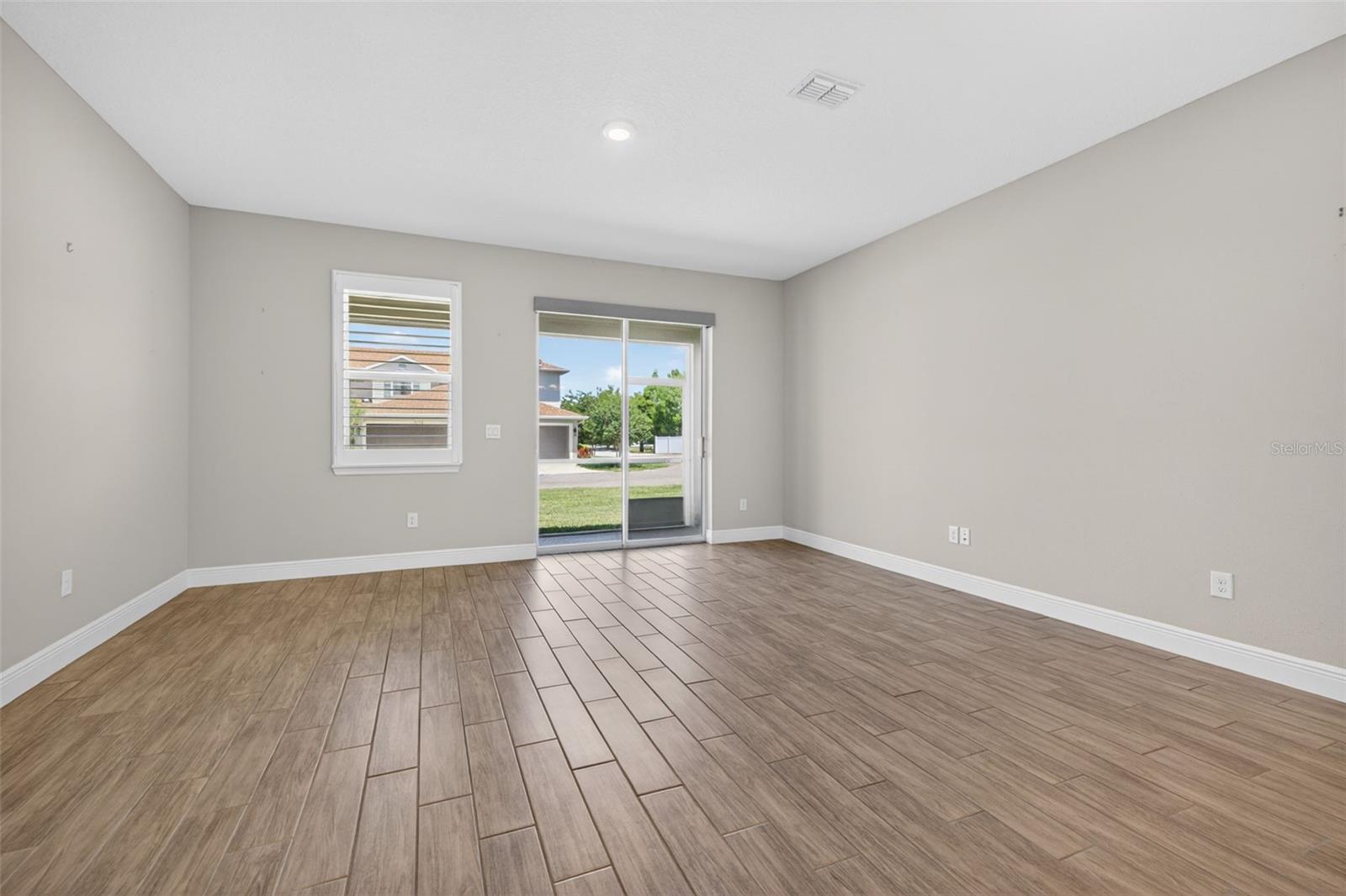 5291 NEIL DR, ST PETERSBURG, FL, 33714