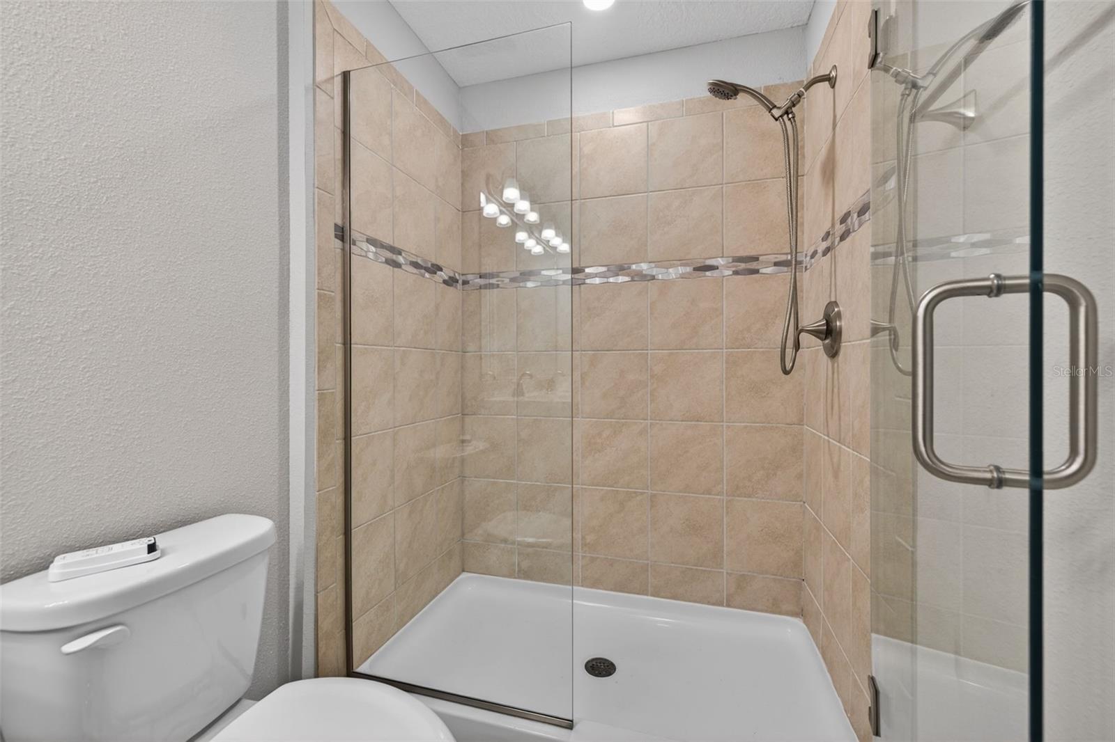 5291 NEIL DR, ST PETERSBURG, FL, 33714