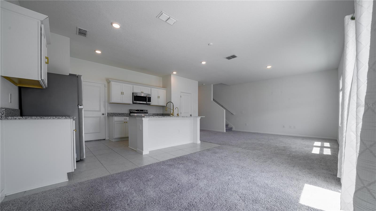 8735 SPORTSMAN LOOP, GROVELAND, FL, 34736