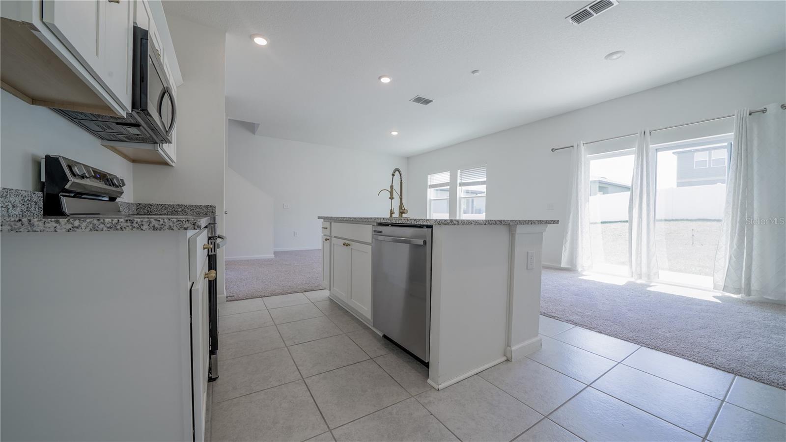 8735 SPORTSMAN LOOP, GROVELAND, FL, 34736