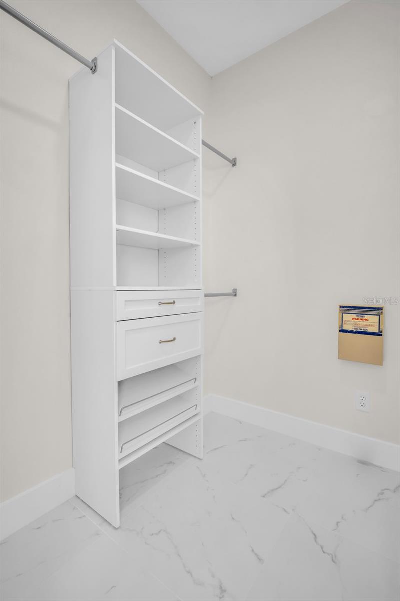 10323 GOLDENBROOK WAY, TAMPA, FL, 33647