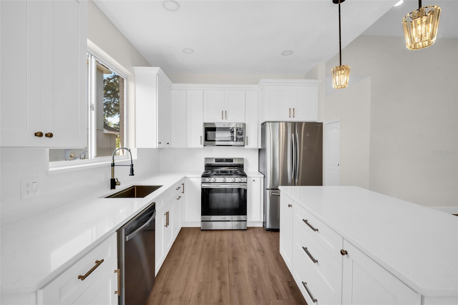 10323 GOLDENBROOK WAY, TAMPA, FL, 33647