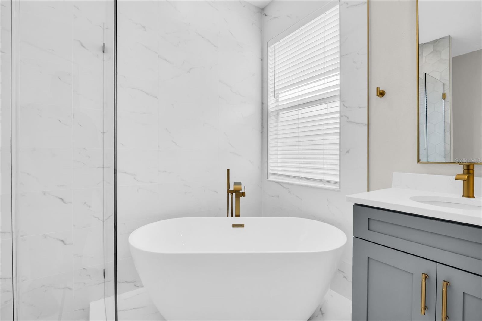 10323 GOLDENBROOK WAY, TAMPA, FL, 33647