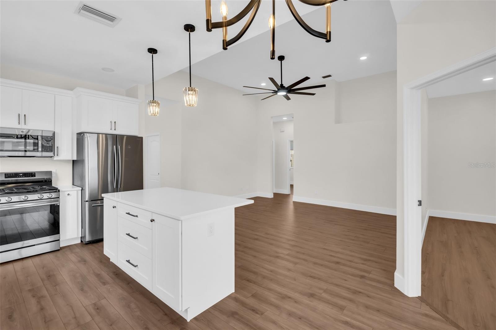 10323 GOLDENBROOK WAY, TAMPA, FL, 33647