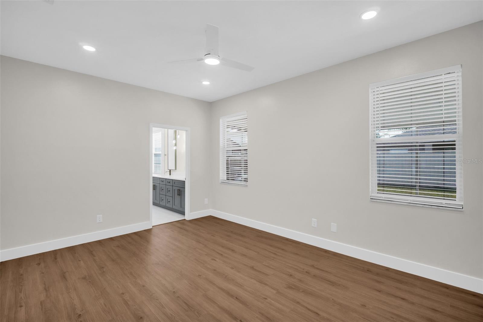 10323 GOLDENBROOK WAY, TAMPA, FL, 33647