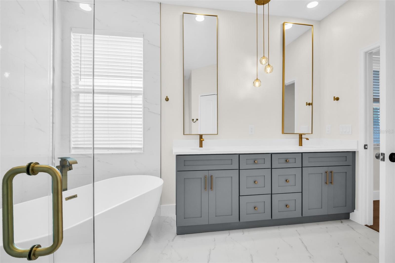 10323 GOLDENBROOK WAY, TAMPA, FL, 33647