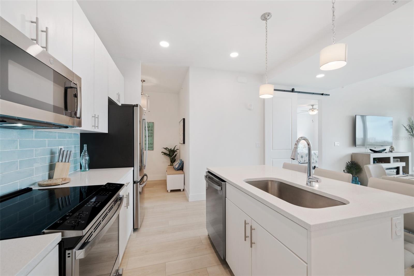 300 150TH AVE #510, MADEIRA BEACH, FL, 33708