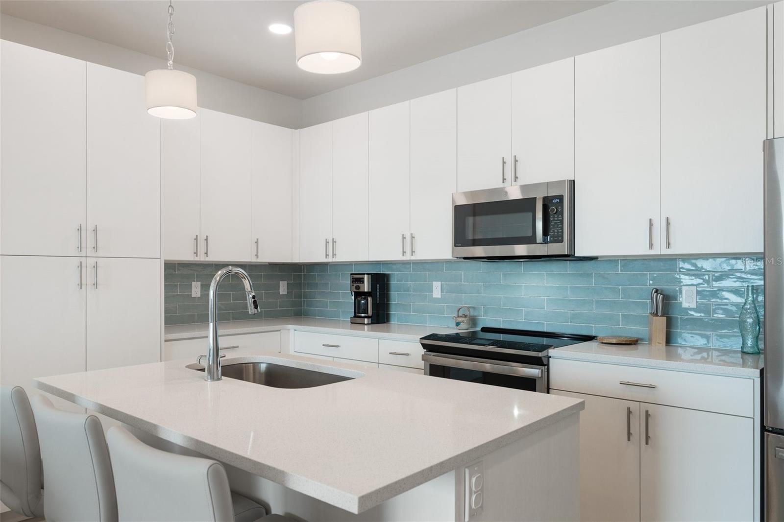 300 150TH AVE #510, MADEIRA BEACH, FL, 33708