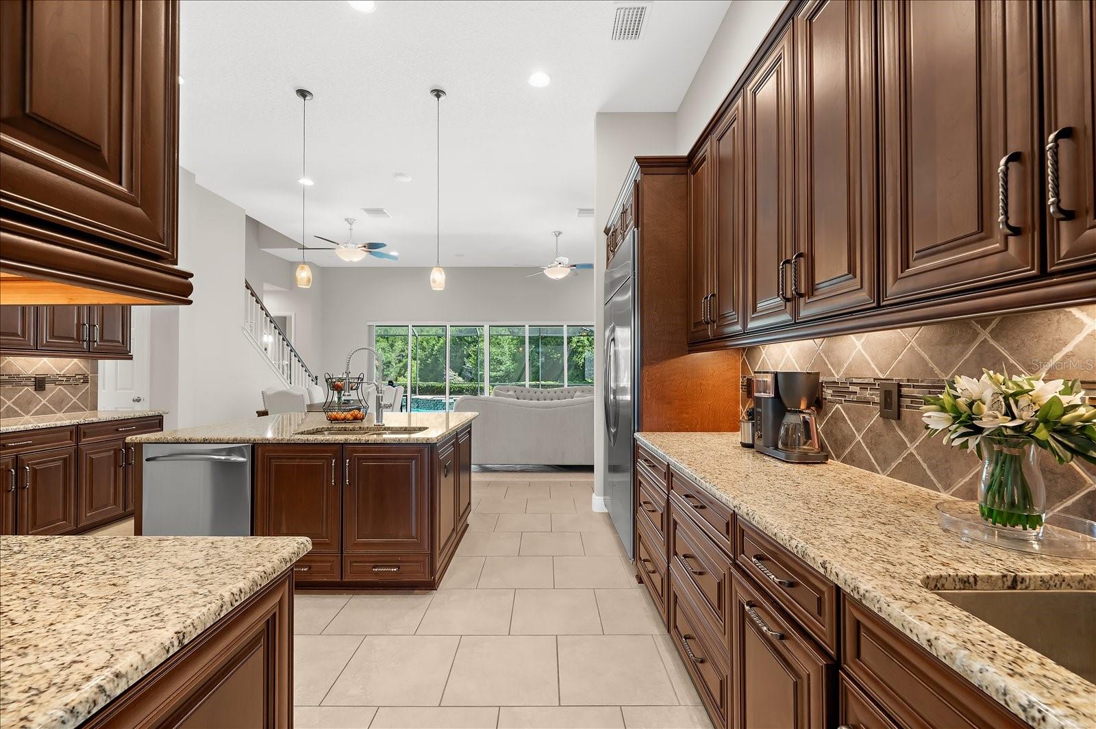 8904 CRYSTAL CREEK CT, LAND O LAKES, FL, 34638