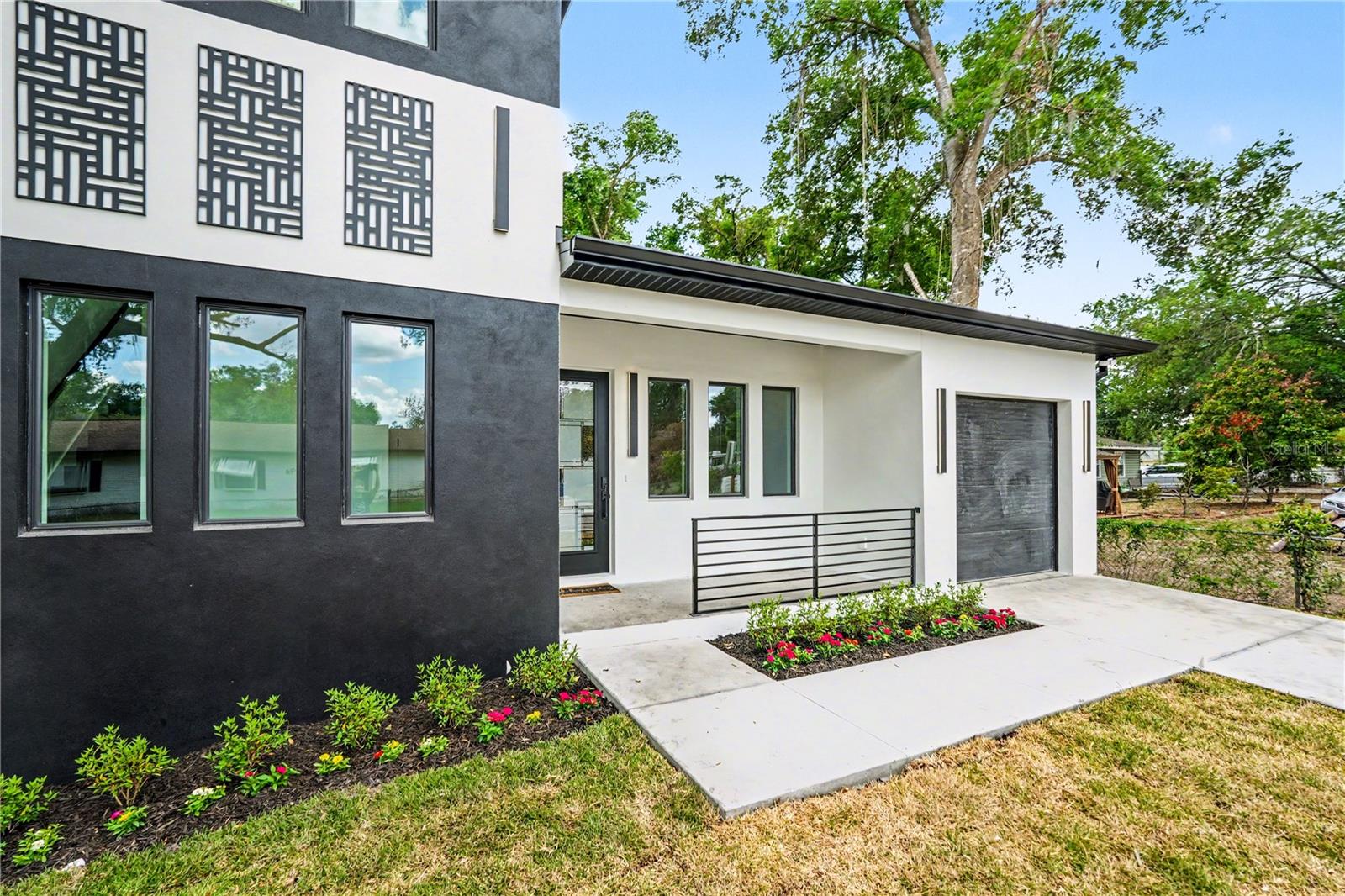 105 GARLAND AVE, SEFFNER, FL, 33584