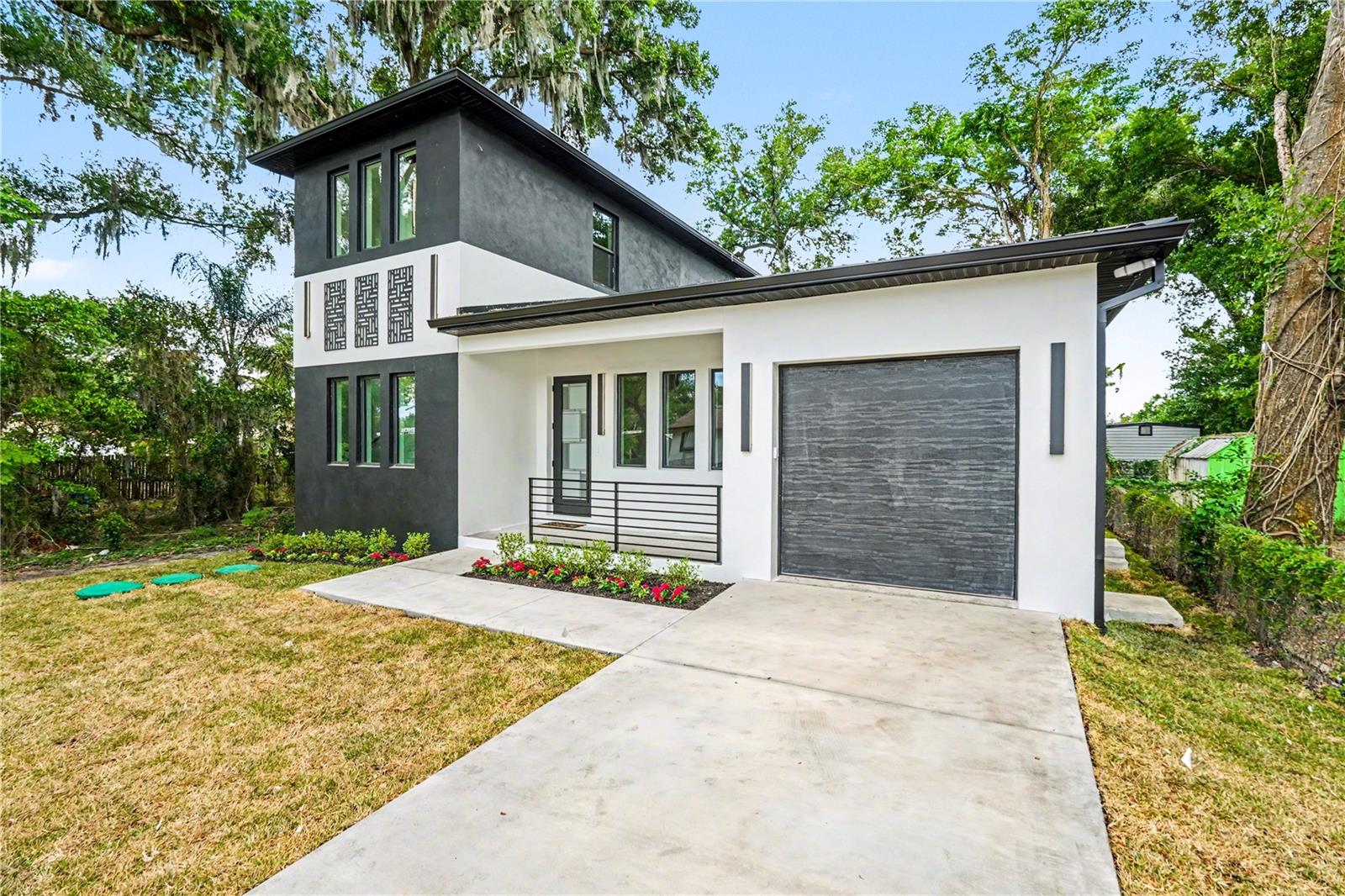 105 GARLAND AVE, SEFFNER, FL, 33584