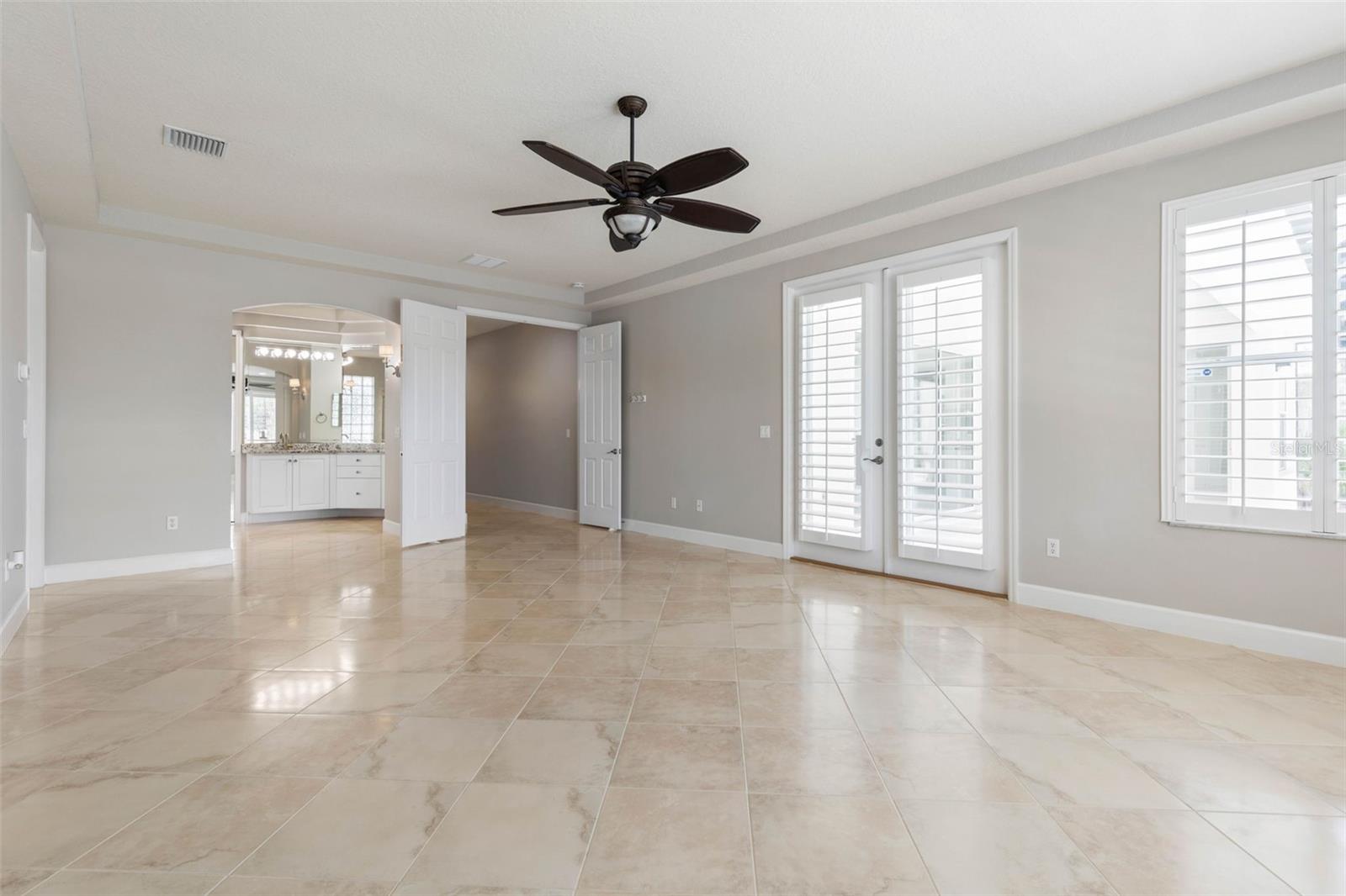 37 N WATERVIEW DR, PALM COAST, FL, 32137