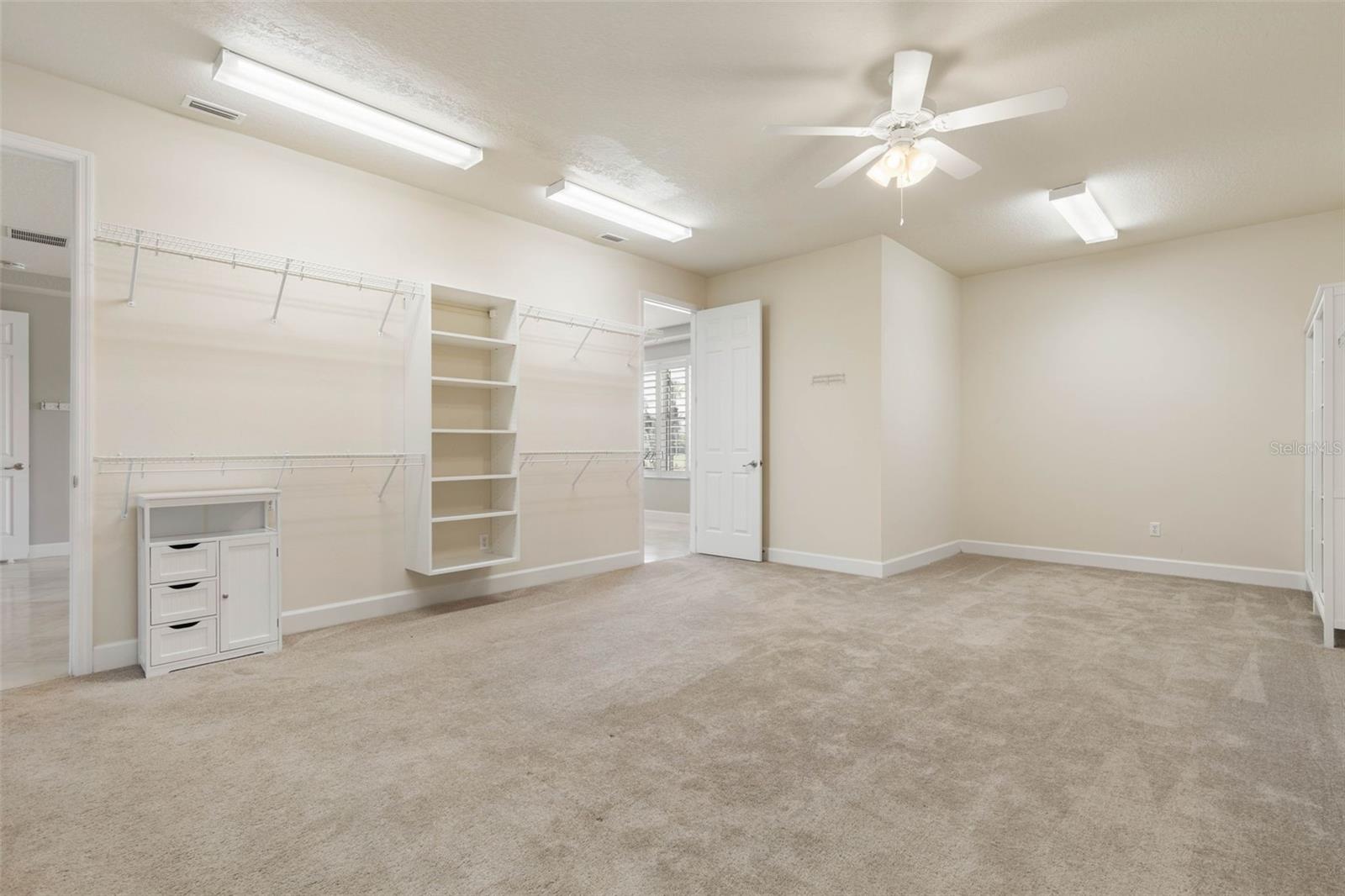 37 N WATERVIEW DR, PALM COAST, FL, 32137