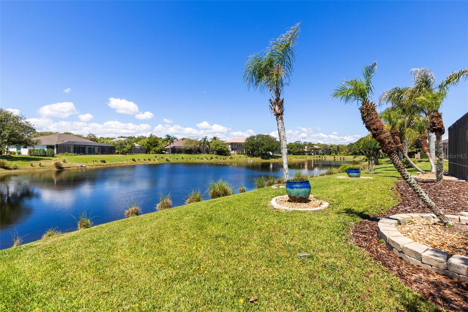 37 N WATERVIEW DR, PALM COAST, FL, 32137