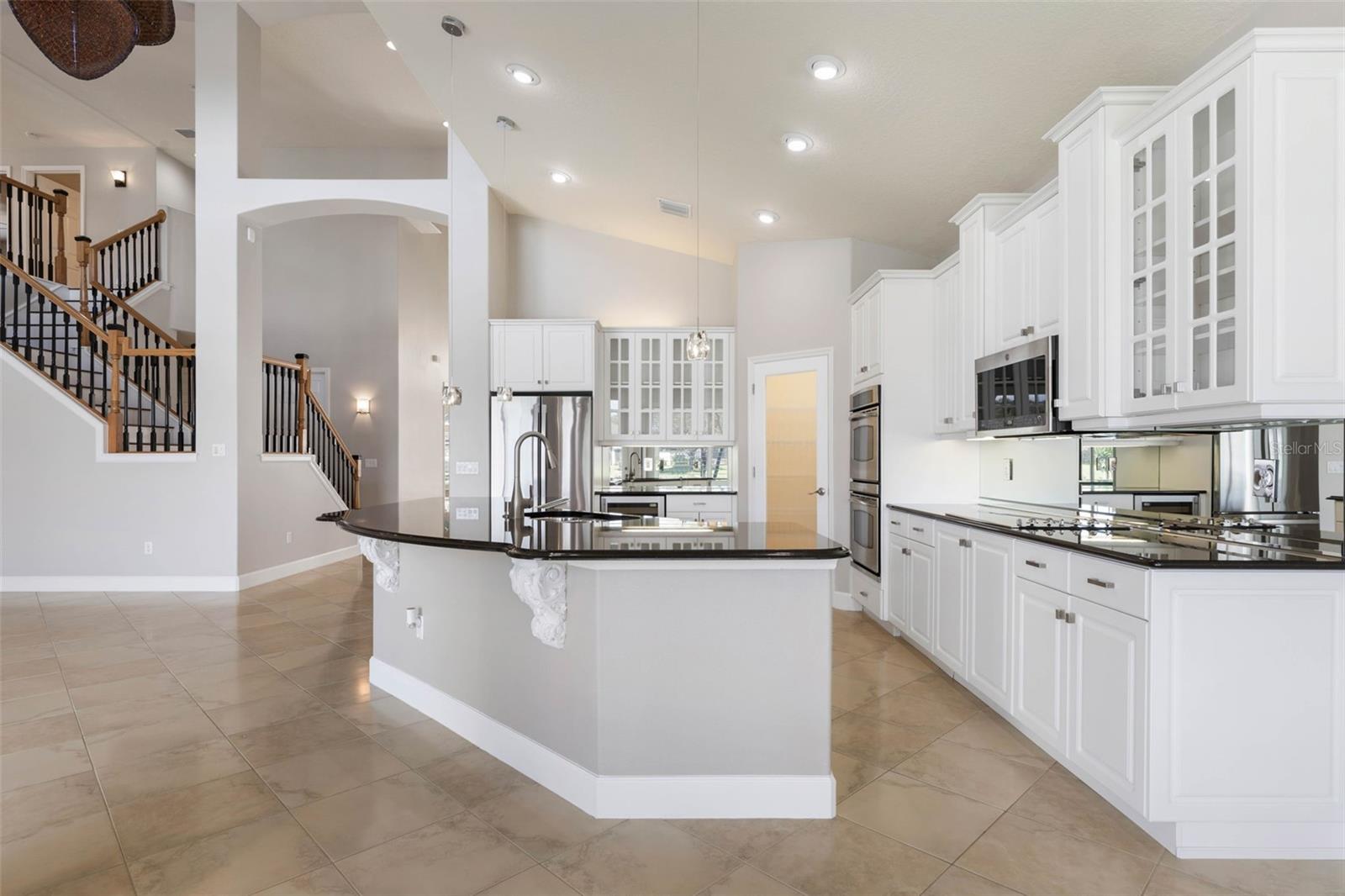 37 N WATERVIEW DR, PALM COAST, FL, 32137