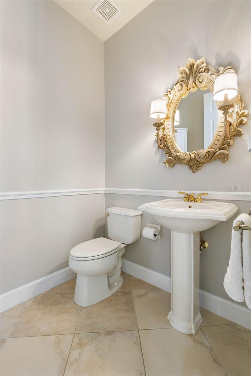 37 N WATERVIEW DR, PALM COAST, FL, 32137