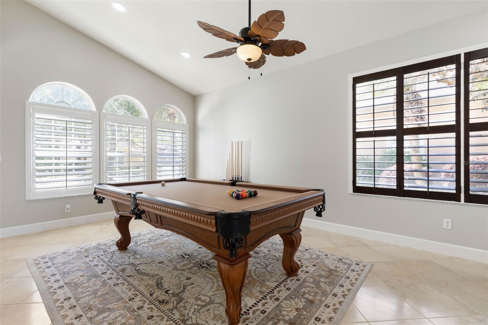 37 N WATERVIEW DR, PALM COAST, FL, 32137