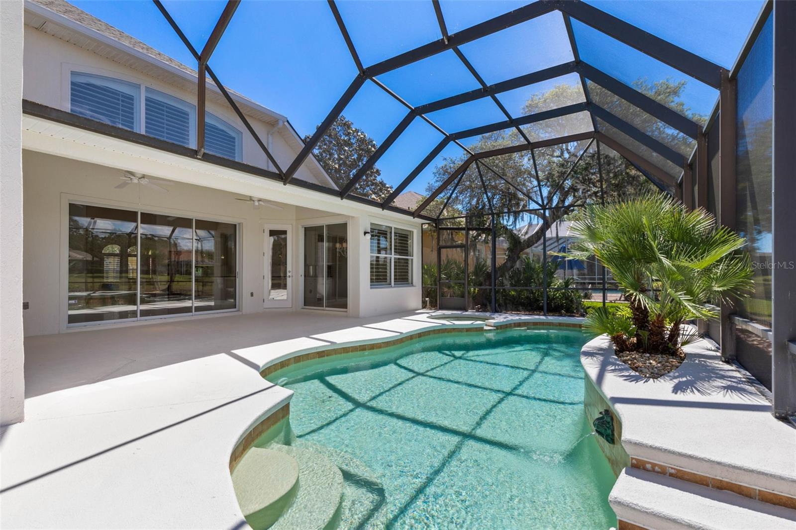 37 N WATERVIEW DR, PALM COAST, FL, 32137