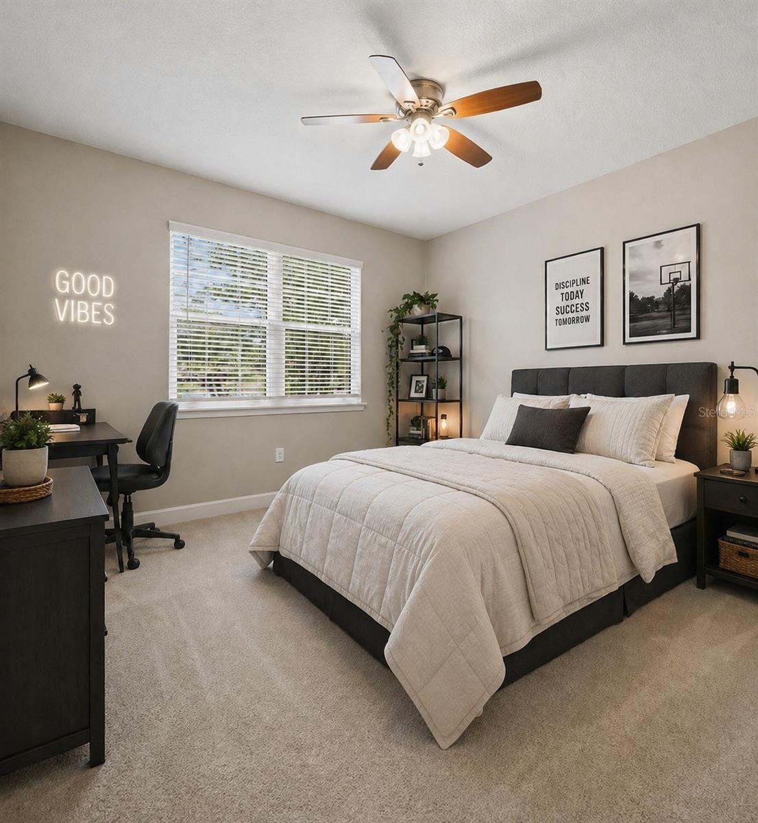 1022 VICTORIA HILLS DR S, DELAND, FL, 32724