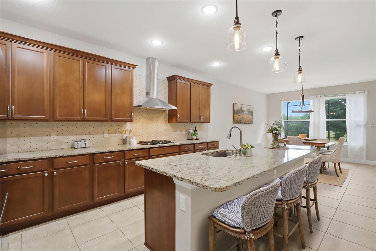 1022 VICTORIA HILLS DR S, DELAND, FL, 32724