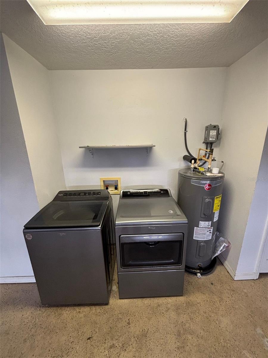 205 GOLF AIRE BLVD, HAINES CITY, FL, 33844