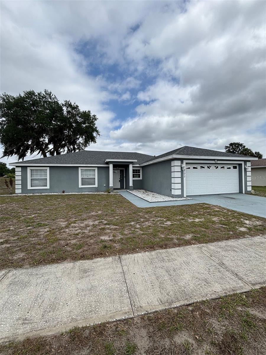 205 GOLF AIRE BLVD, HAINES CITY, FL, 33844