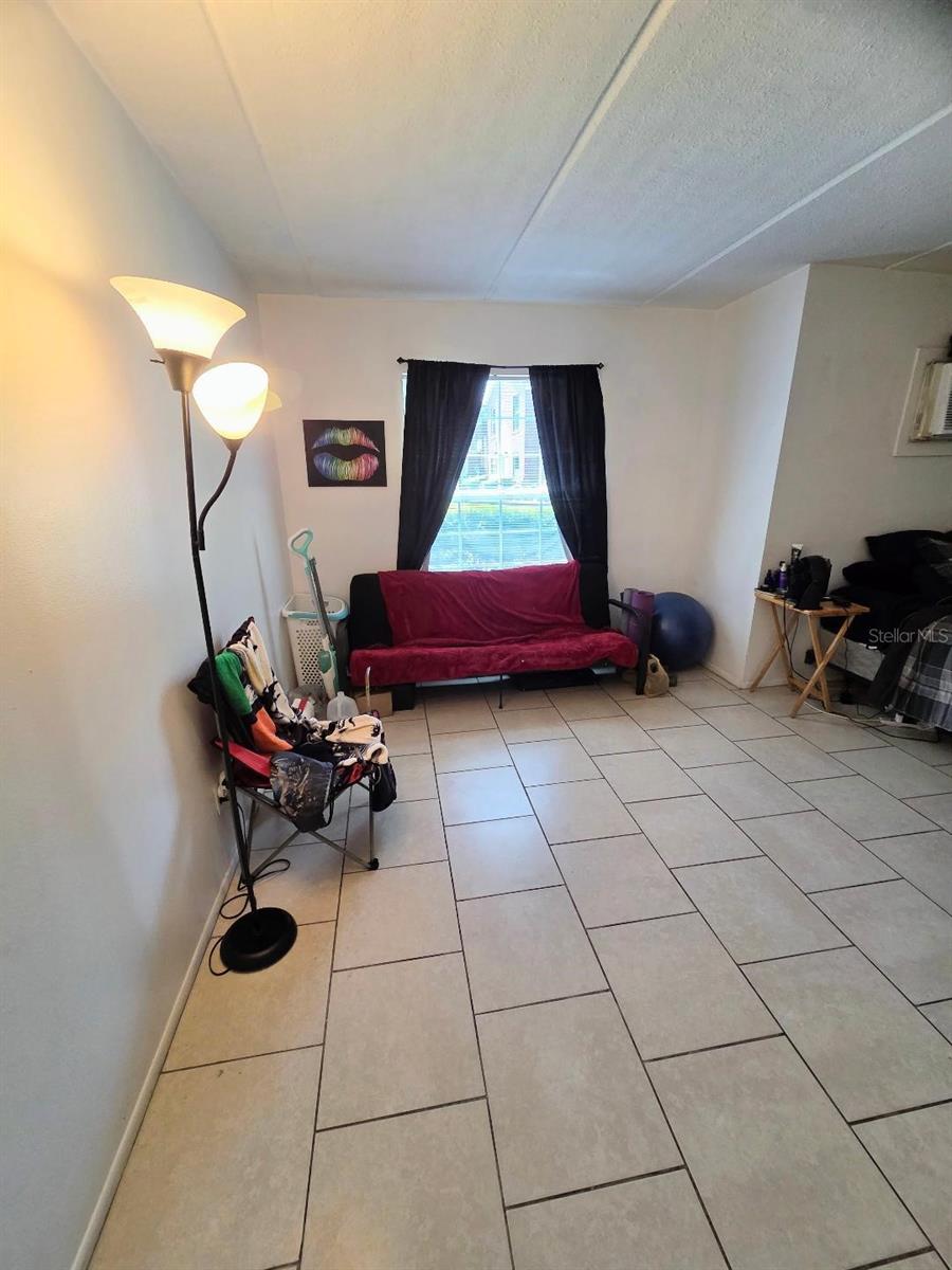 8580 9TH WAY N #A, ST PETERSBURG, FL, 33702