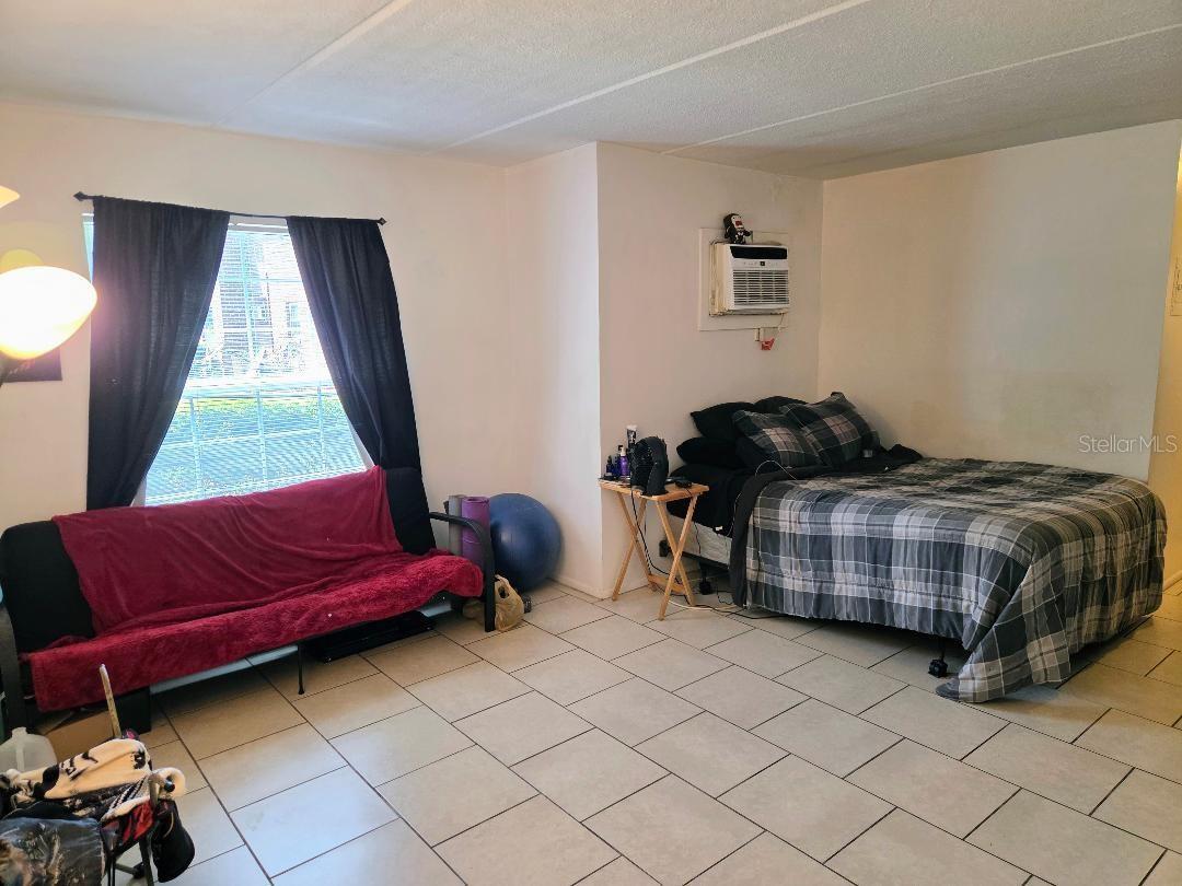 8580 9TH WAY N #A, ST PETERSBURG, FL, 33702