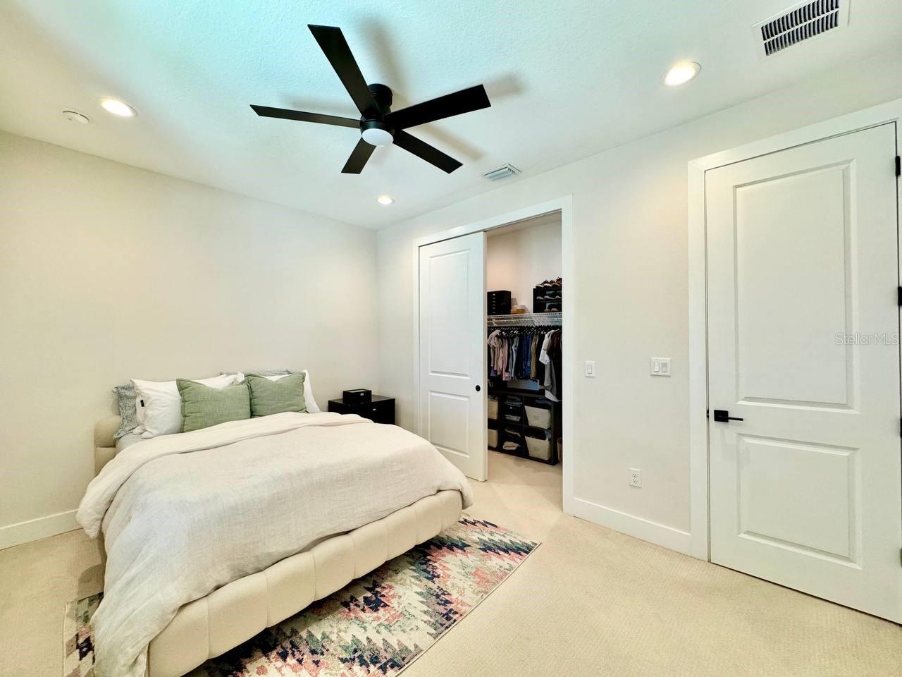 3722 W MANGO AVE #6, TAMPA, FL, 33611