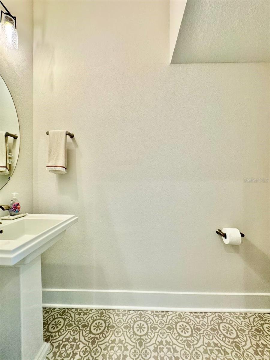 3722 W MANGO AVE #6, TAMPA, FL, 33611