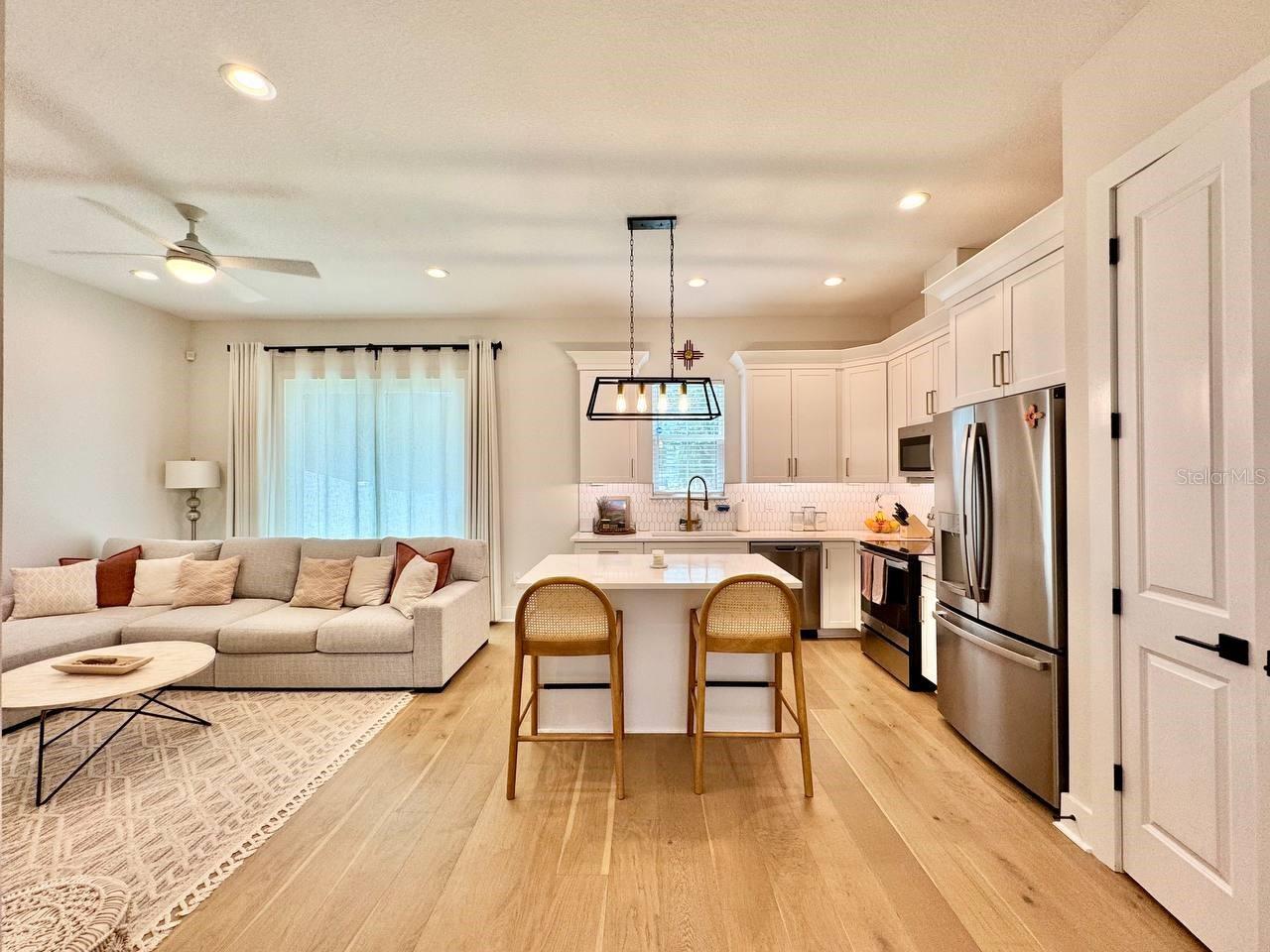 3722 W MANGO AVE #6, TAMPA, FL, 33611