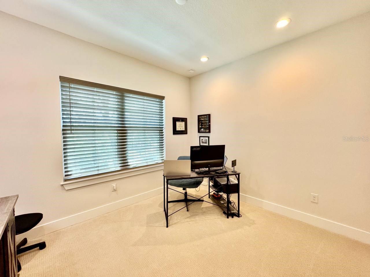 3722 W MANGO AVE #6, TAMPA, FL, 33611