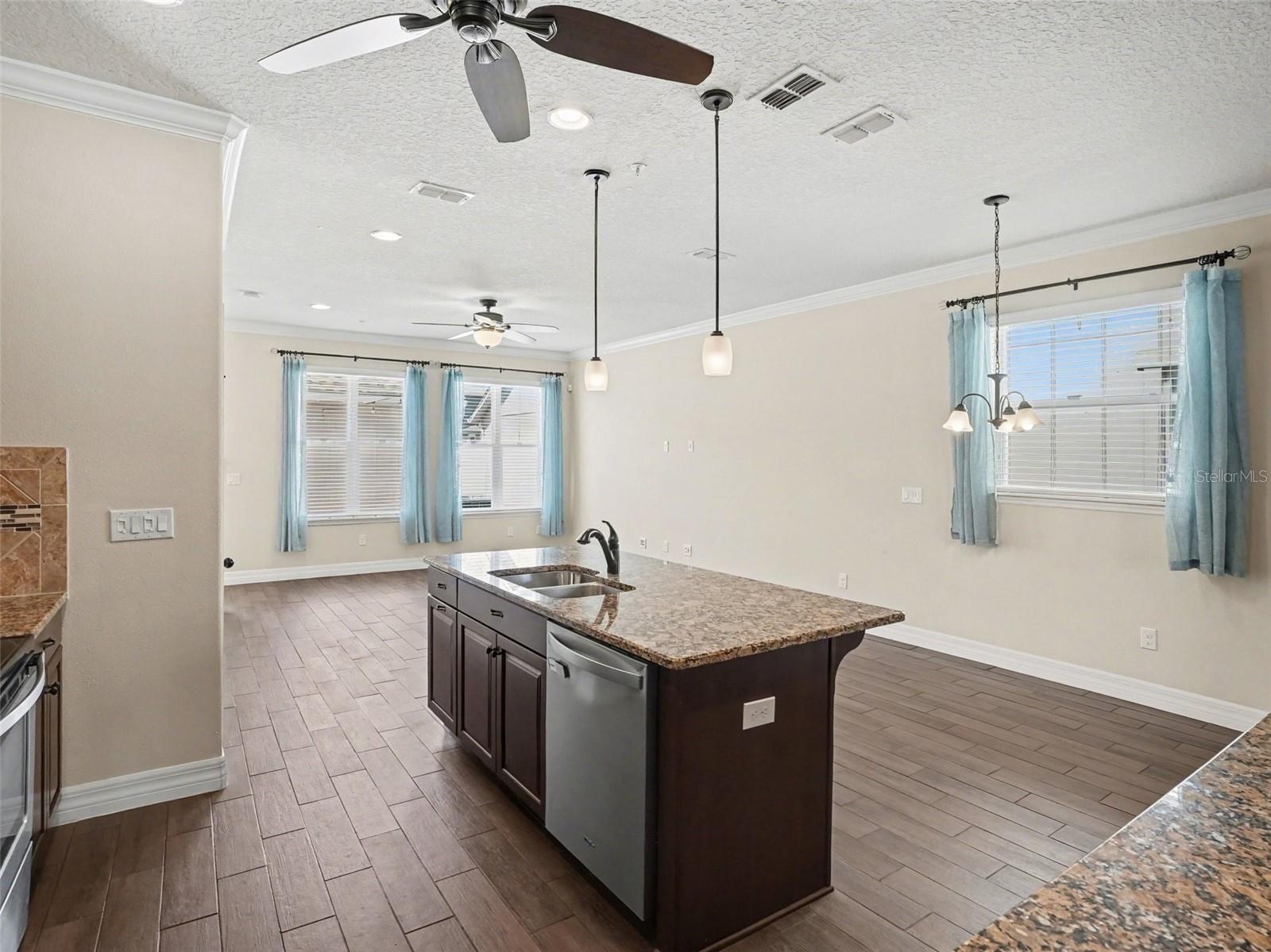 8143 CADMAN ST, ORLANDO, FL, 32832