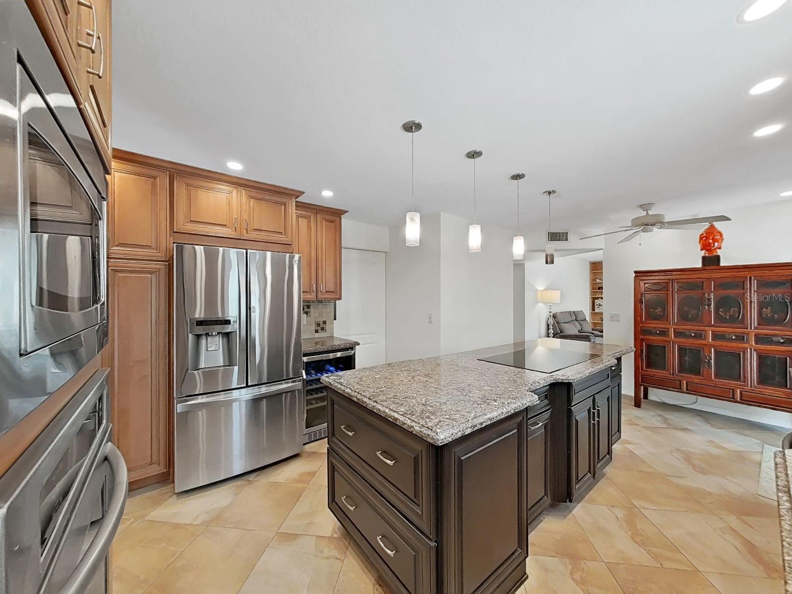 7645 HARBOR VIEW WAY, SEMINOLE, FL, 33776
