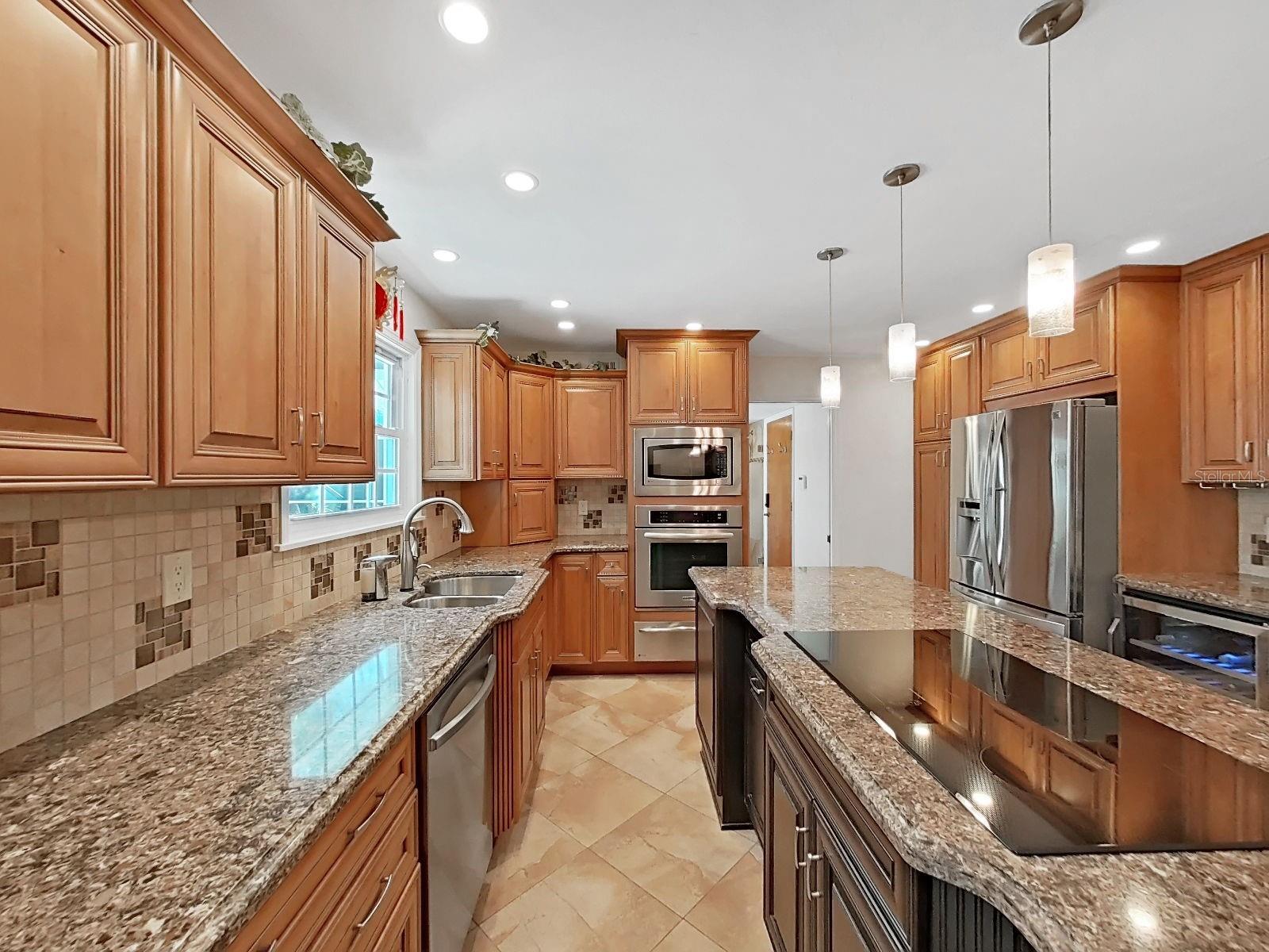 7645 HARBOR VIEW WAY, SEMINOLE, FL, 33776