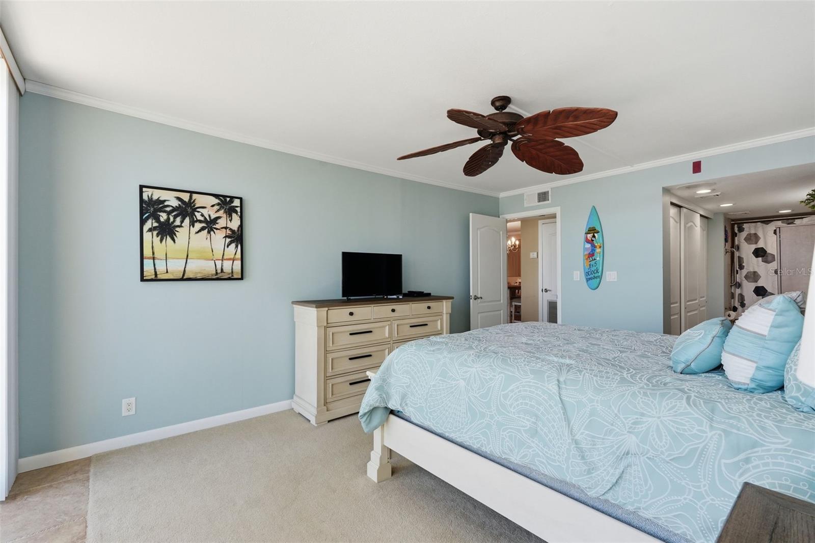 1 KEY CAPRI #608W, TREASURE ISLAND, FL, 33706