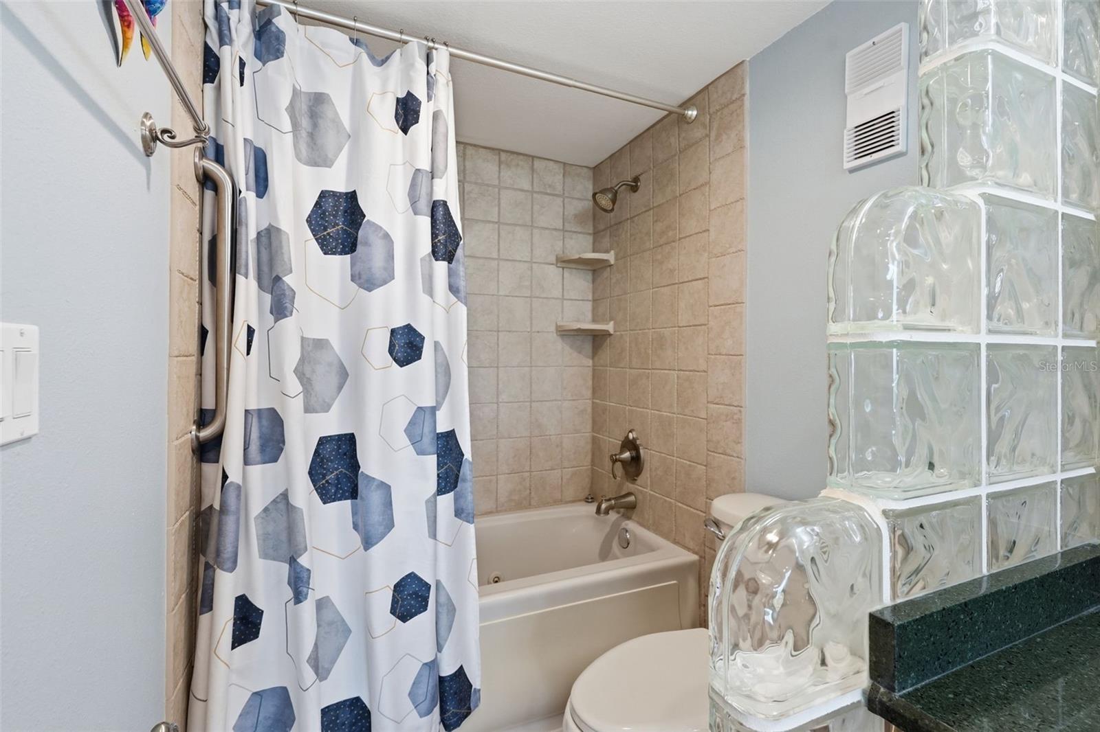 1 KEY CAPRI #608W, TREASURE ISLAND, FL, 33706