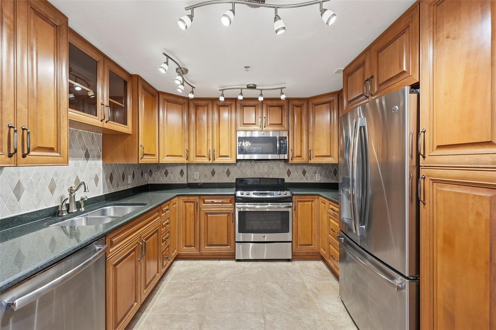 1 KEY CAPRI #608W, TREASURE ISLAND, FL, 33706