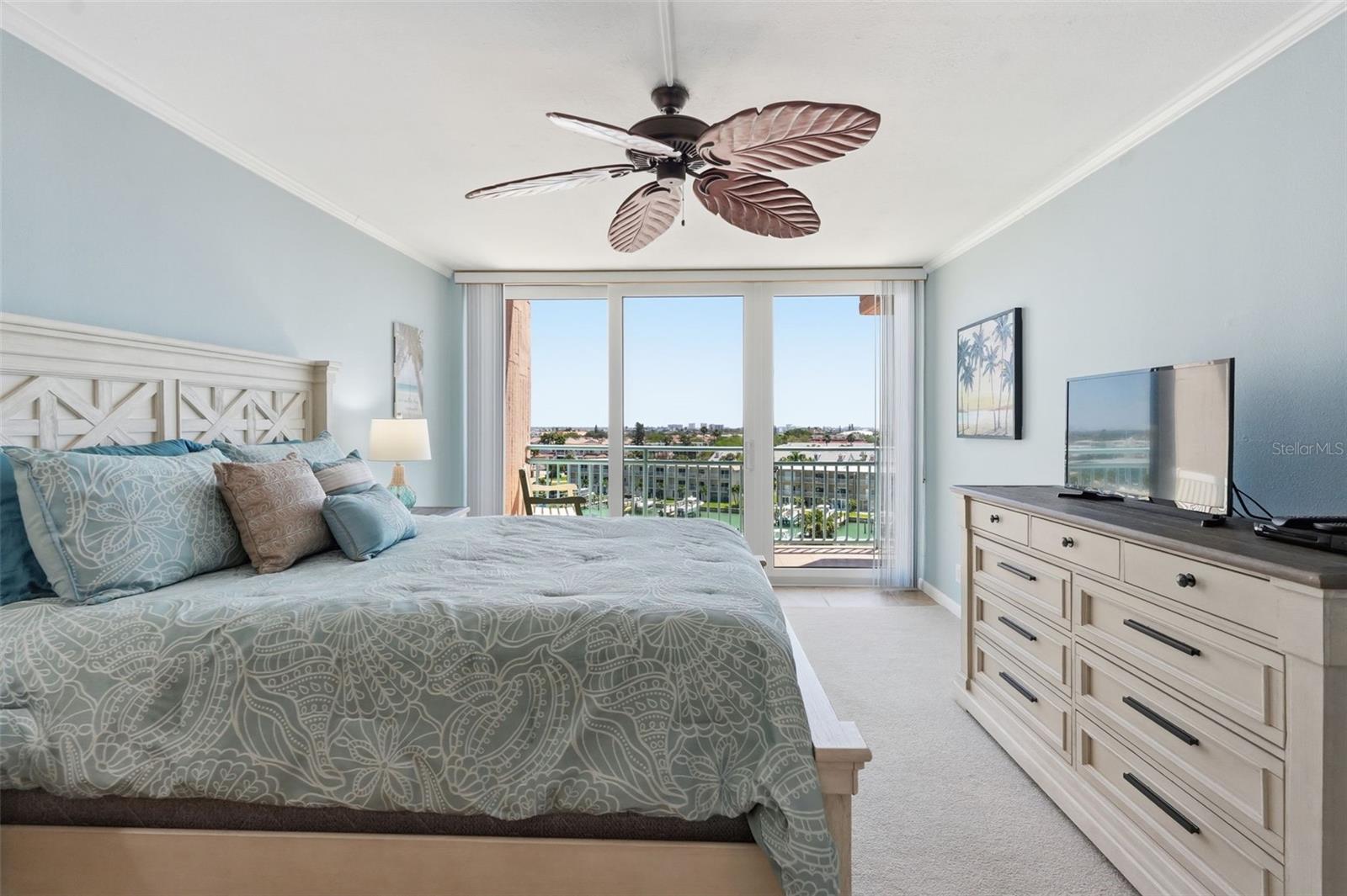 1 KEY CAPRI #608W, TREASURE ISLAND, FL, 33706