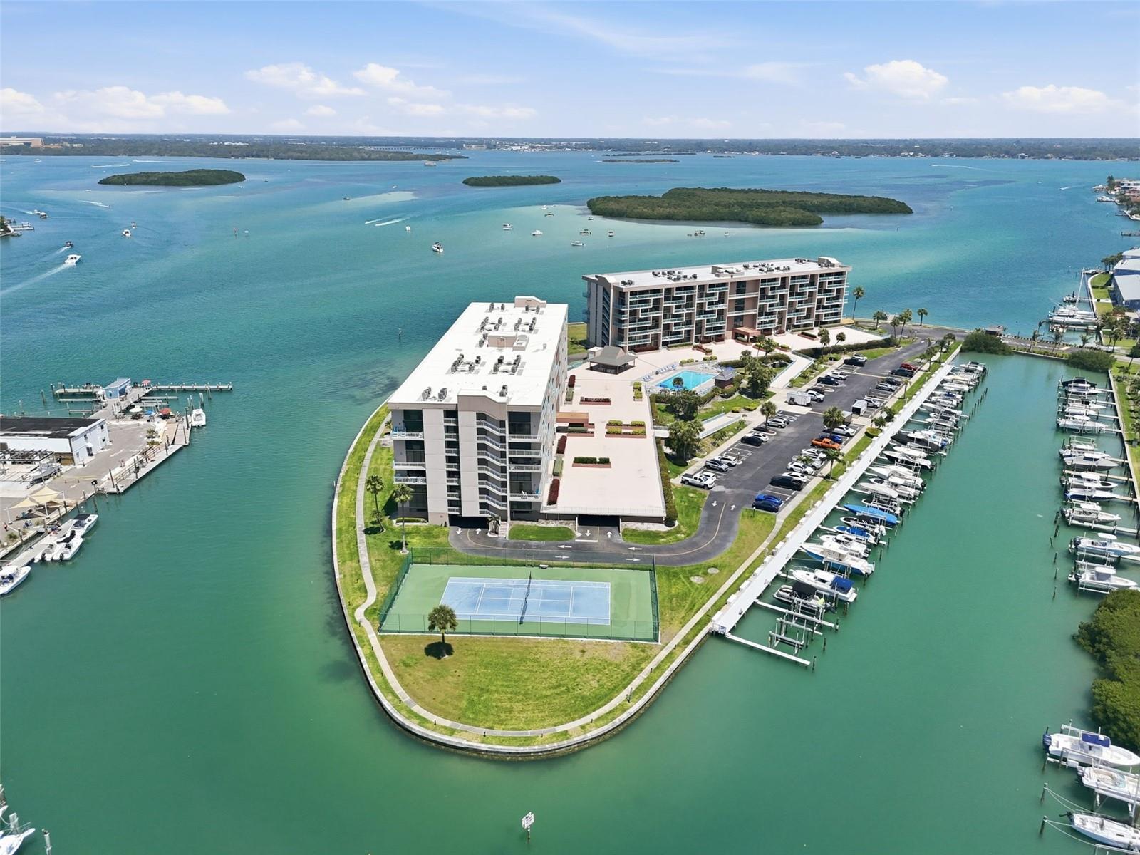 1 KEY CAPRI #608W, TREASURE ISLAND, FL, 33706