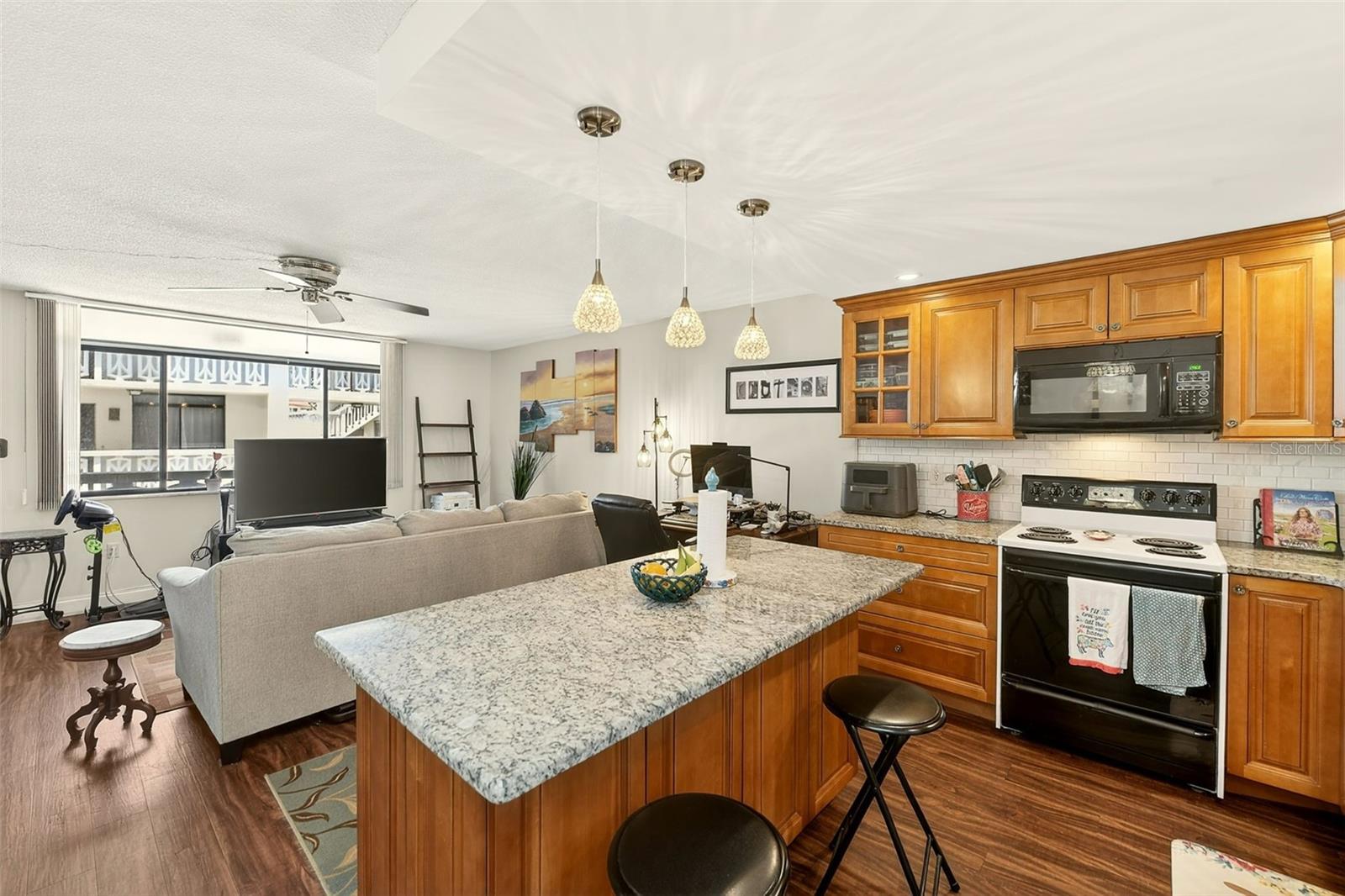 2612 PEARCE DR #209, CLEARWATER, FL, 33764