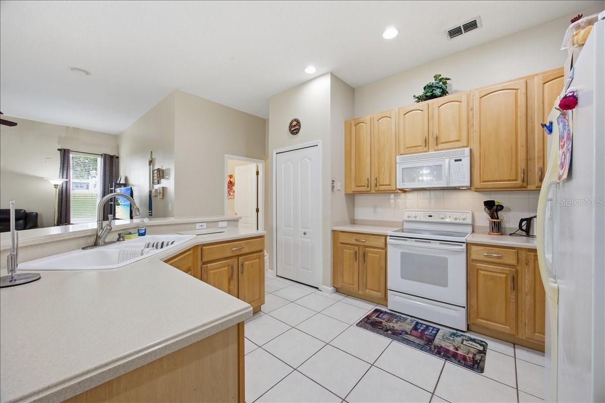 722 BRIGHTON DR, DAVENPORT, FL, 33897